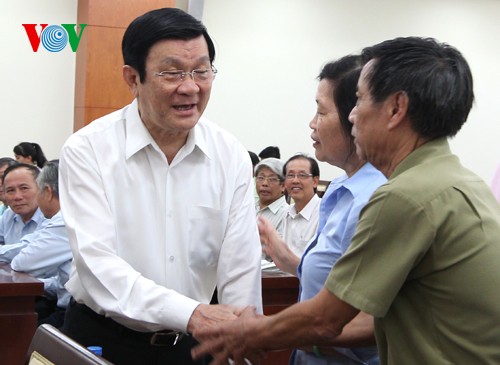 President Truong Tan Sang meets HCM city voters - ảnh 1